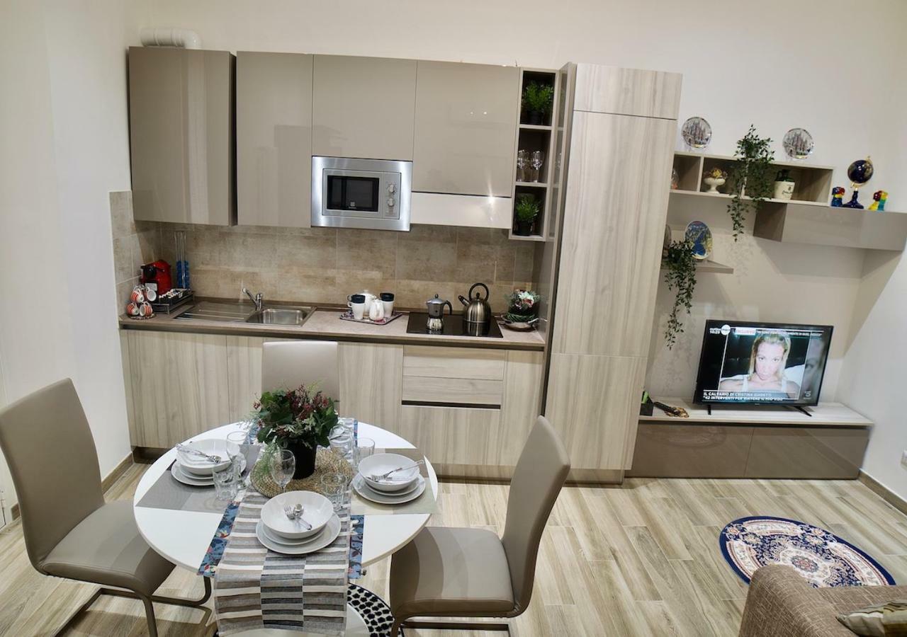 Central Lepetit Apartment De Luxe Milan Luaran gambar